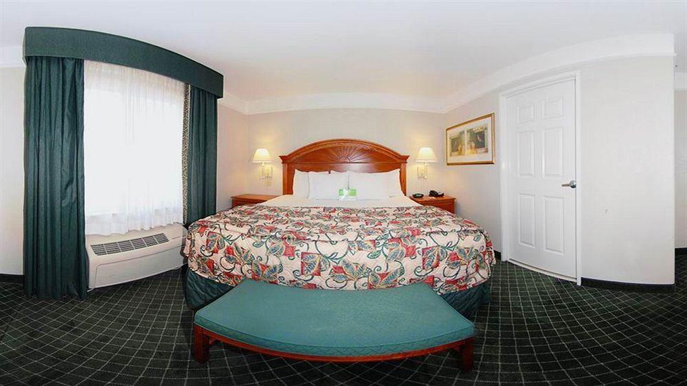 Hotel La Quinta By Wyndham San Antonio North Stone Oak Extérieur photo